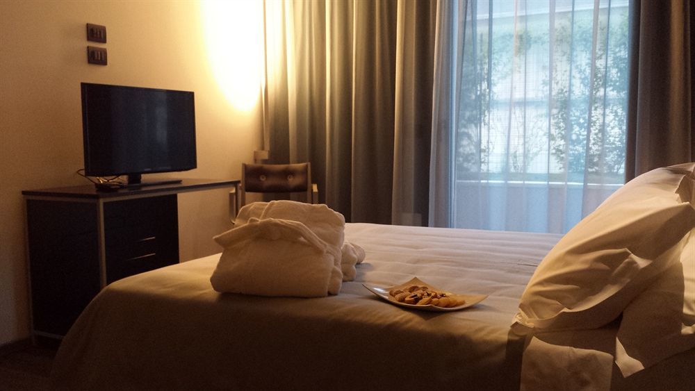 Hotel San Giorgio Riccione Buitenkant foto